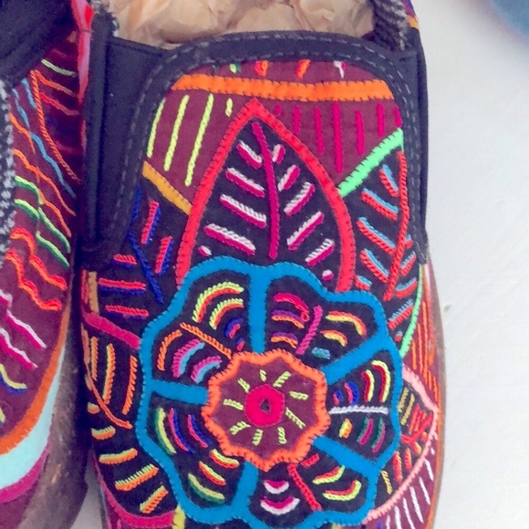 FLASH PRICE Handmade Tribal Mola  Shoe 8.5-9. - Picture 10 of 16
